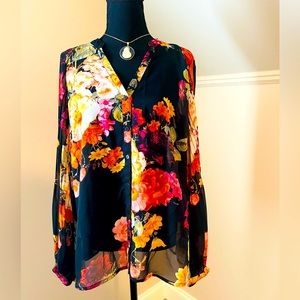 Worthington Floral long  sleeves  Sheer blouse